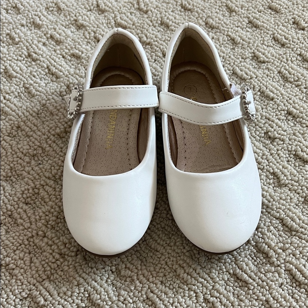 Elegant White Kids Shoes